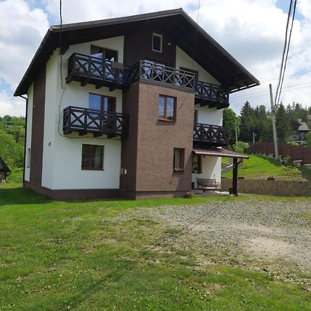 Guest House Stari Druzy Slavske Eksteriør billede