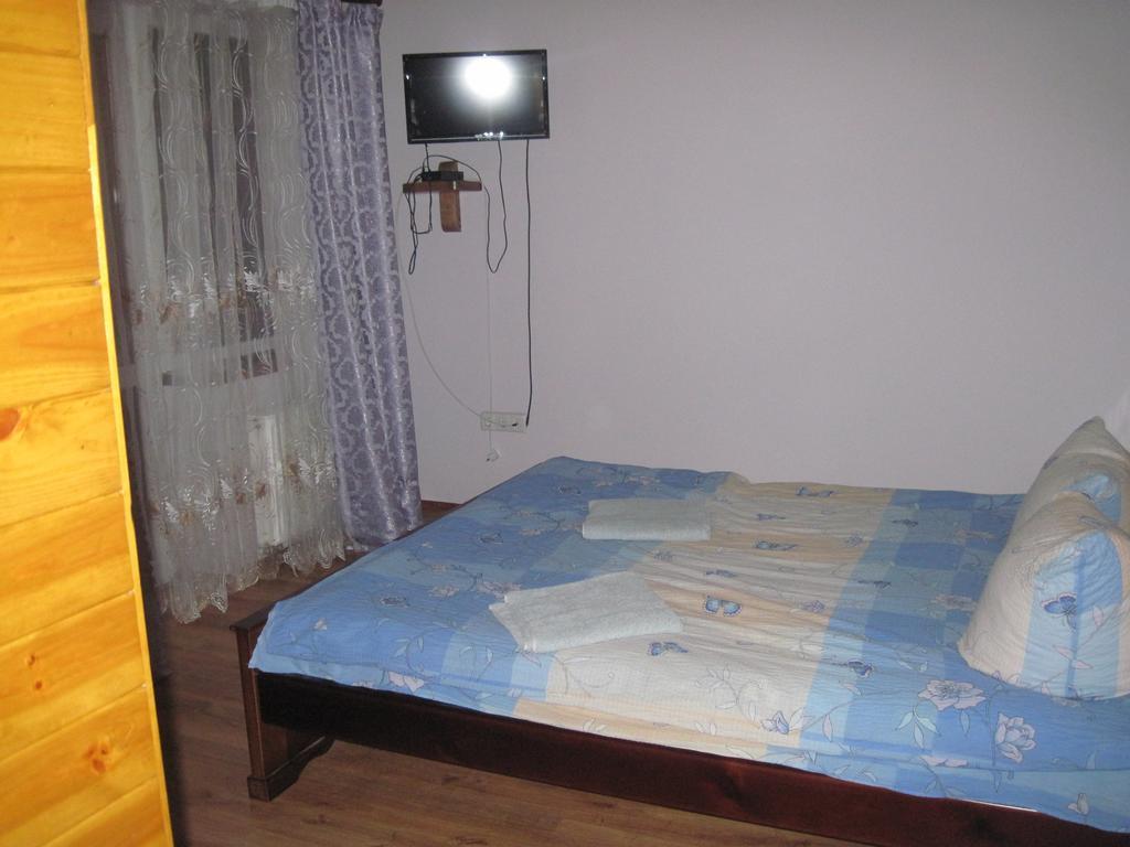 Guest House Stari Druzy Slavske Eksteriør billede